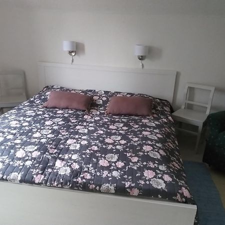 Odensvi Vandrarhem Bagian luar foto