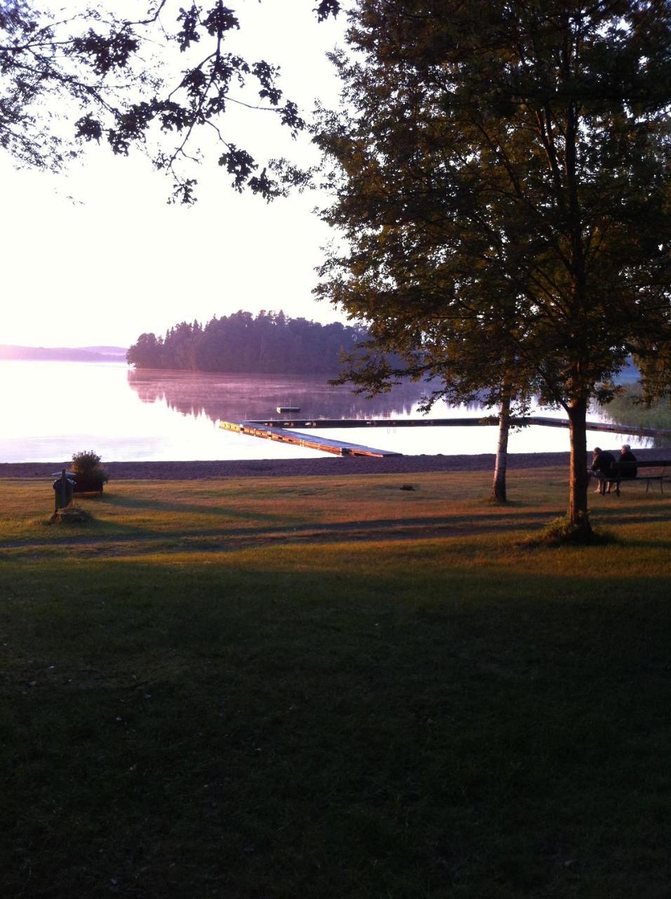 Odensvi Vandrarhem Bagian luar foto
